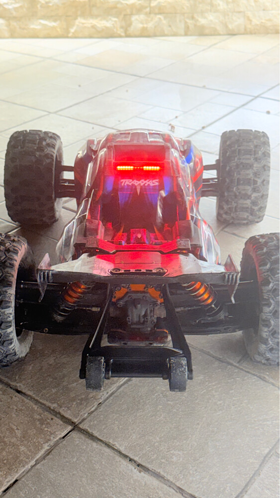 traxxas sledge  - 3