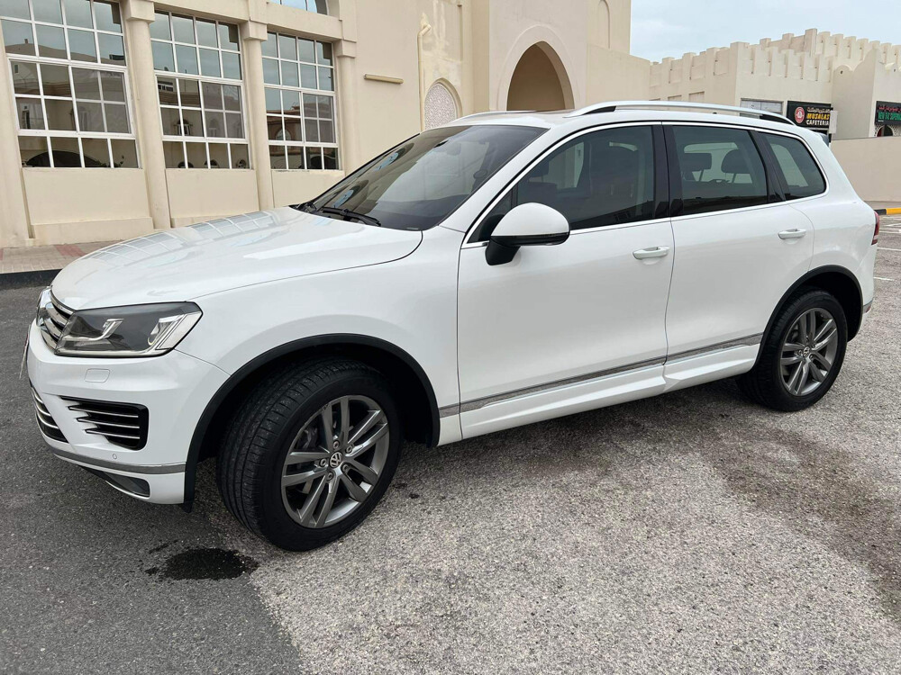 VW Touareg R line - 2
