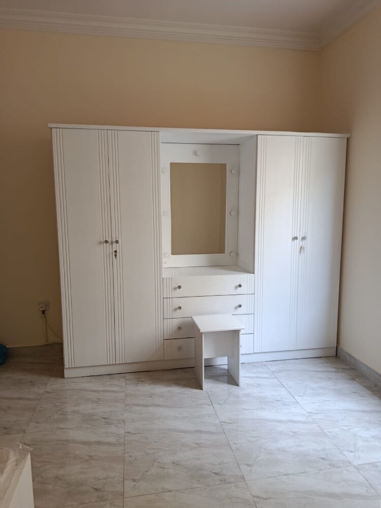 six door cabinet - 10