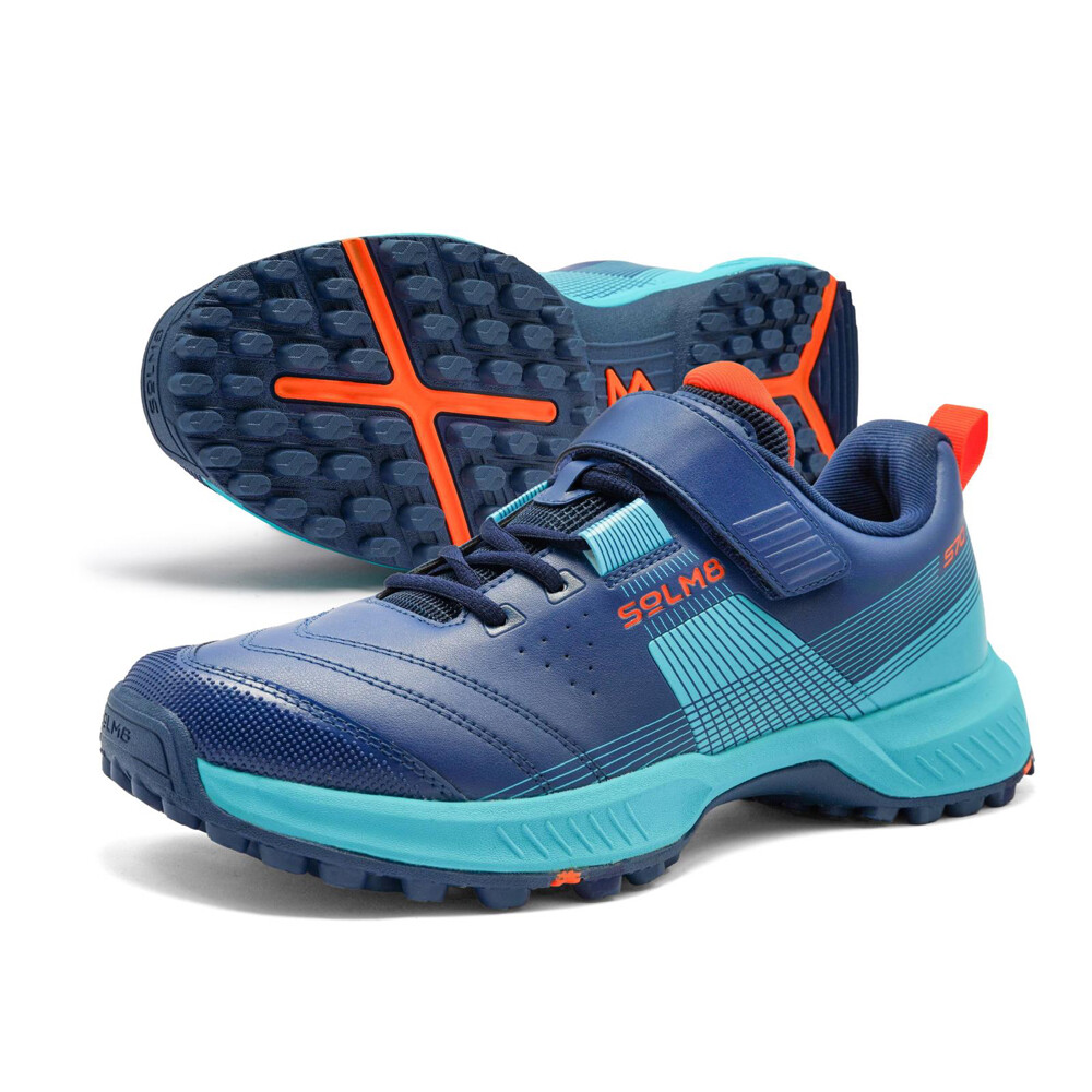 Cricket Shoes - 7