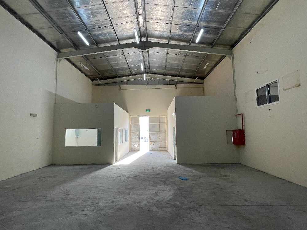Store for rent @ industrial area - 7