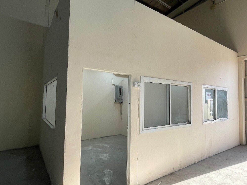 Store for rent @ industrial area - 8