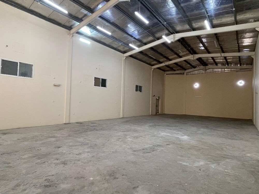 Store for rent @ industrial area - 9