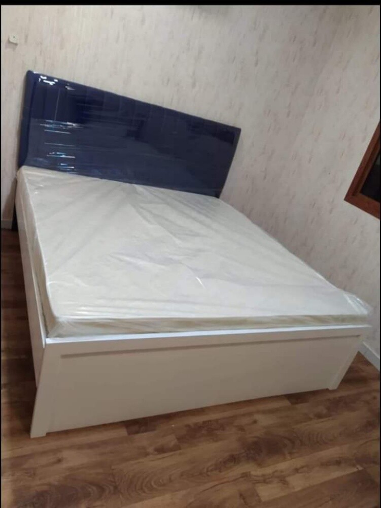 king size bed - 8
