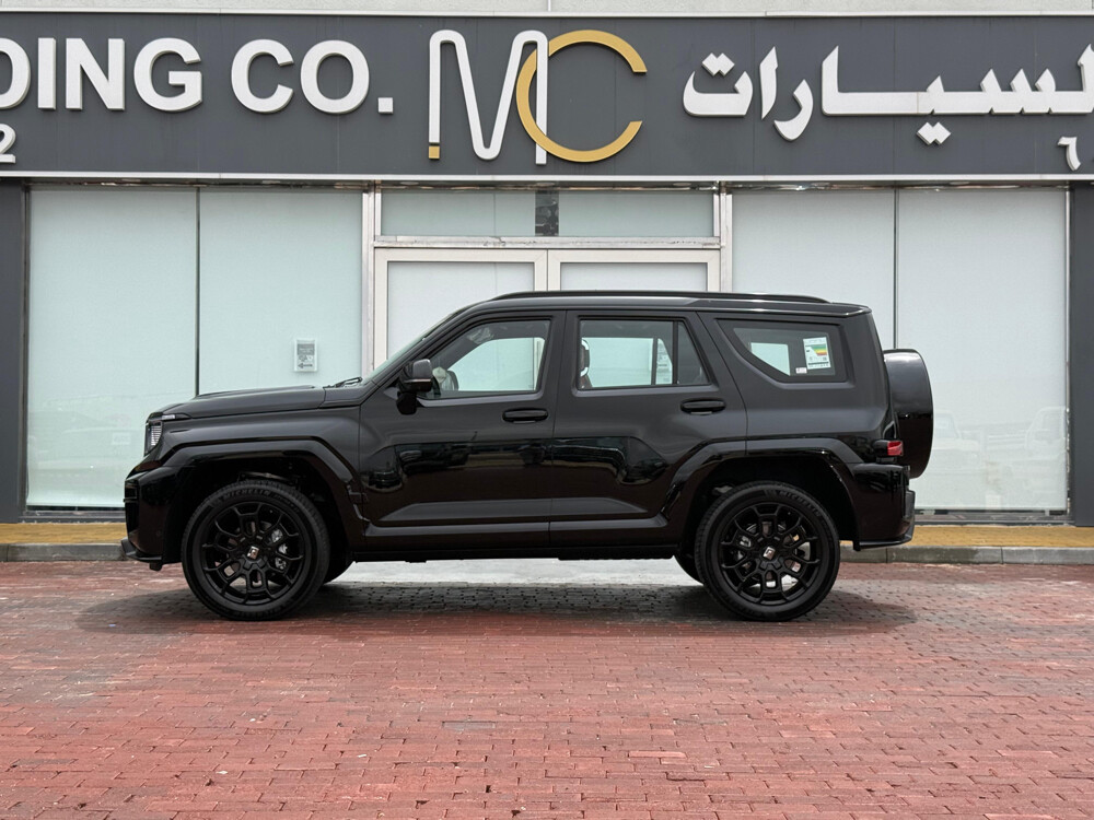 تانك 700 اسود اصفااار وارد قطر - 4