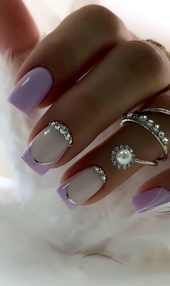 nail technician & eyes lashes - 1