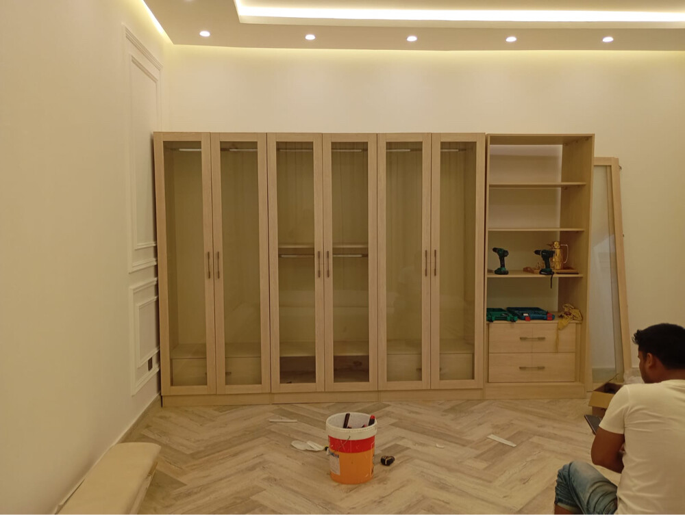 New Luxury Cabinet makes - 1