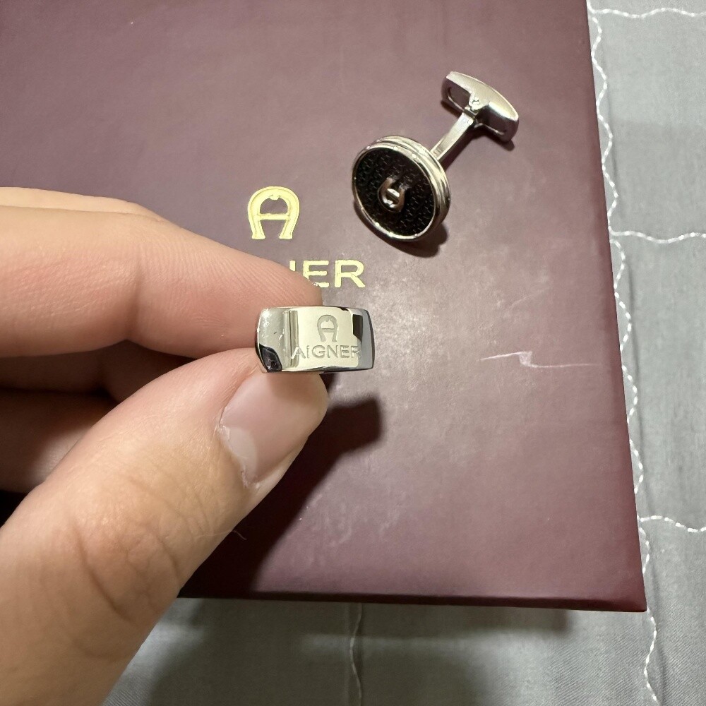 Aigner cuffs - 5