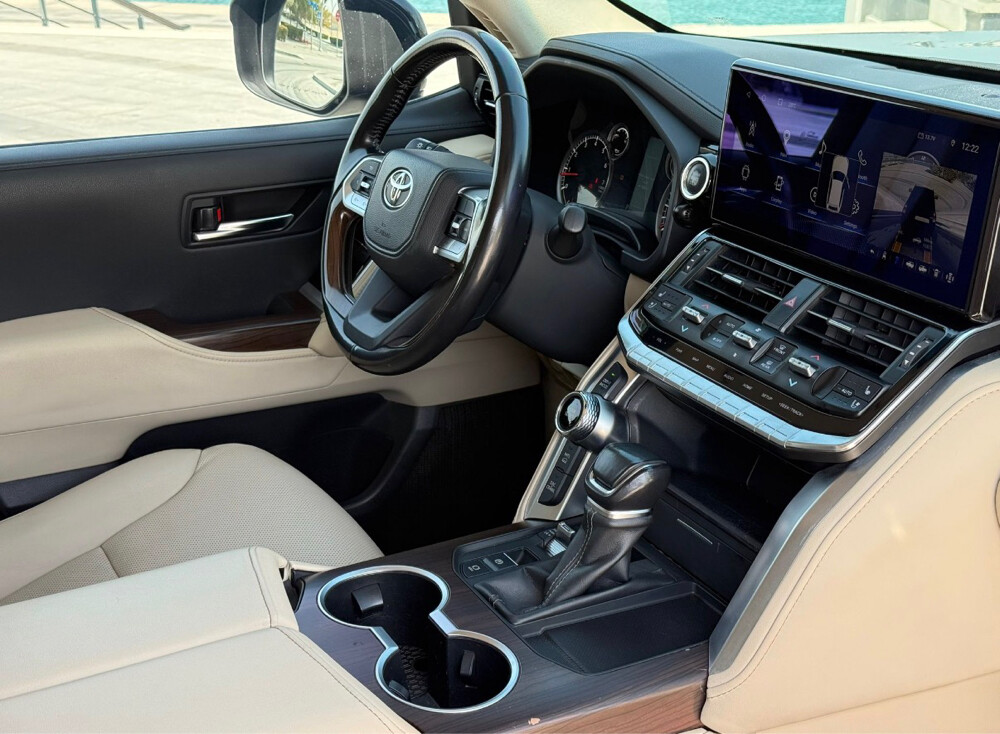 GXR twin turbo 2022 — photo 12 for sale in Qatar