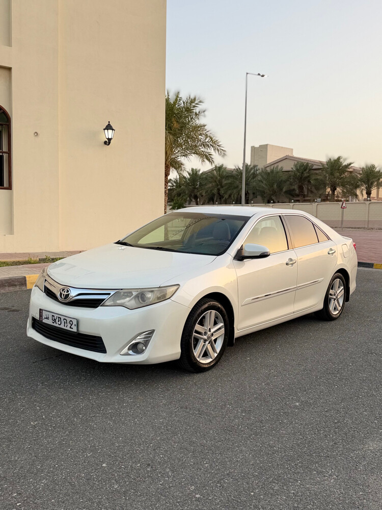 camry glx 2014 — photo 2 for sale in Qatar