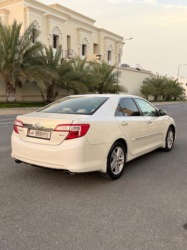 camry glx 2014 — photo 5 for sale in Qatar