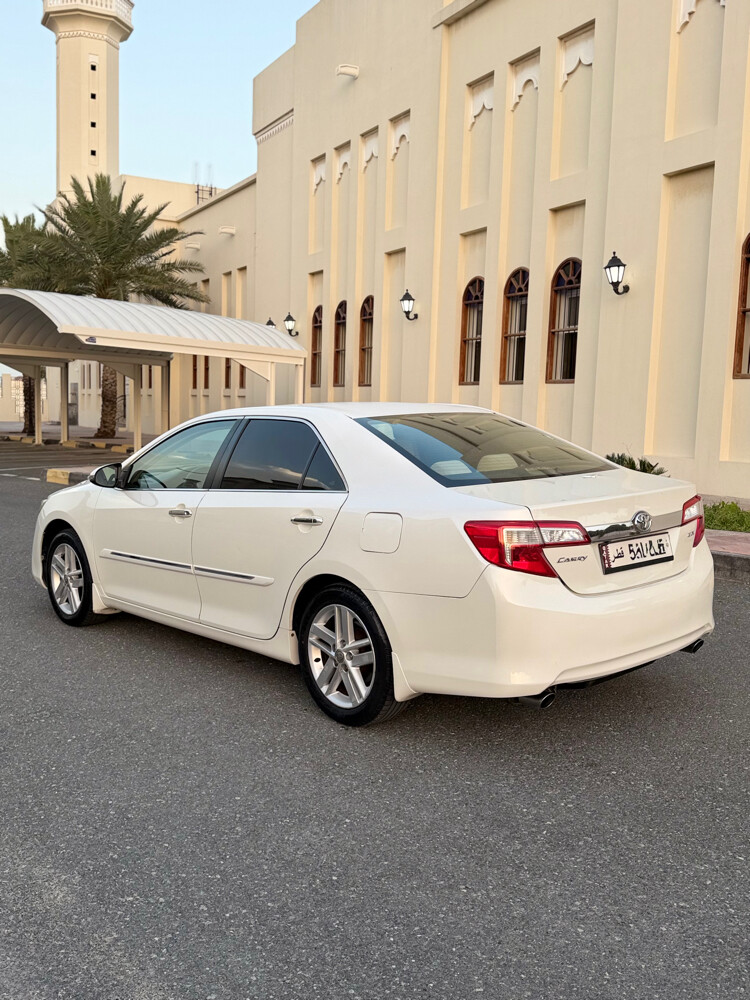 camry glx 2014 — photo 3 for sale in Qatar