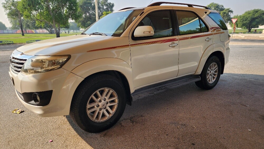 toyota fortuner 2014 - 9