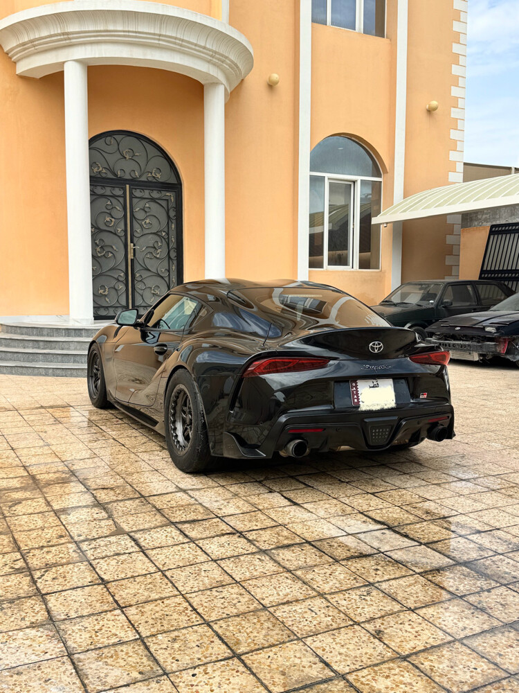 900+ supra — photo 2 for sale in Qatar