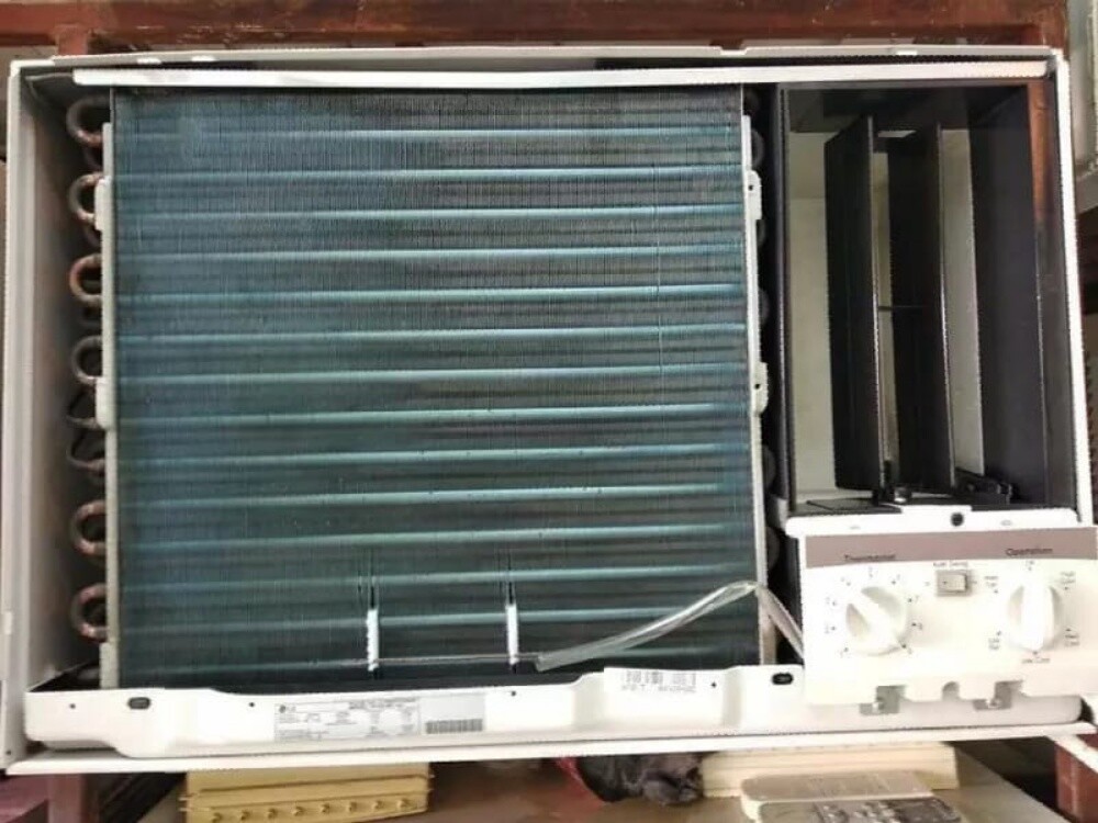 LG AC FOR SALE - 2