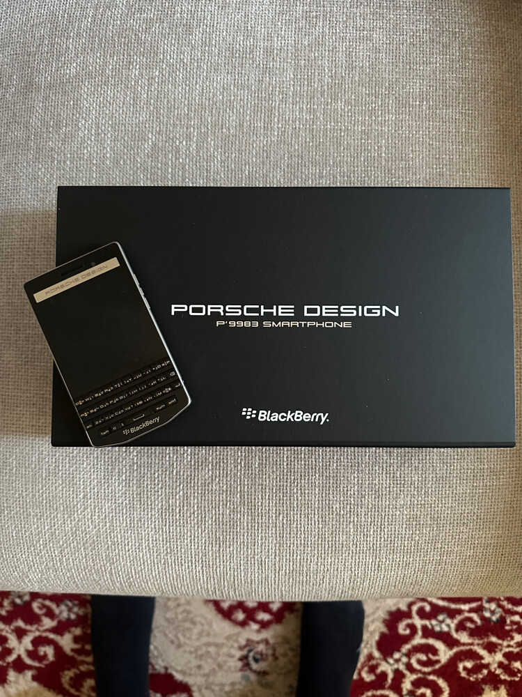 Blackberry P9983 Porsche Design - 1
