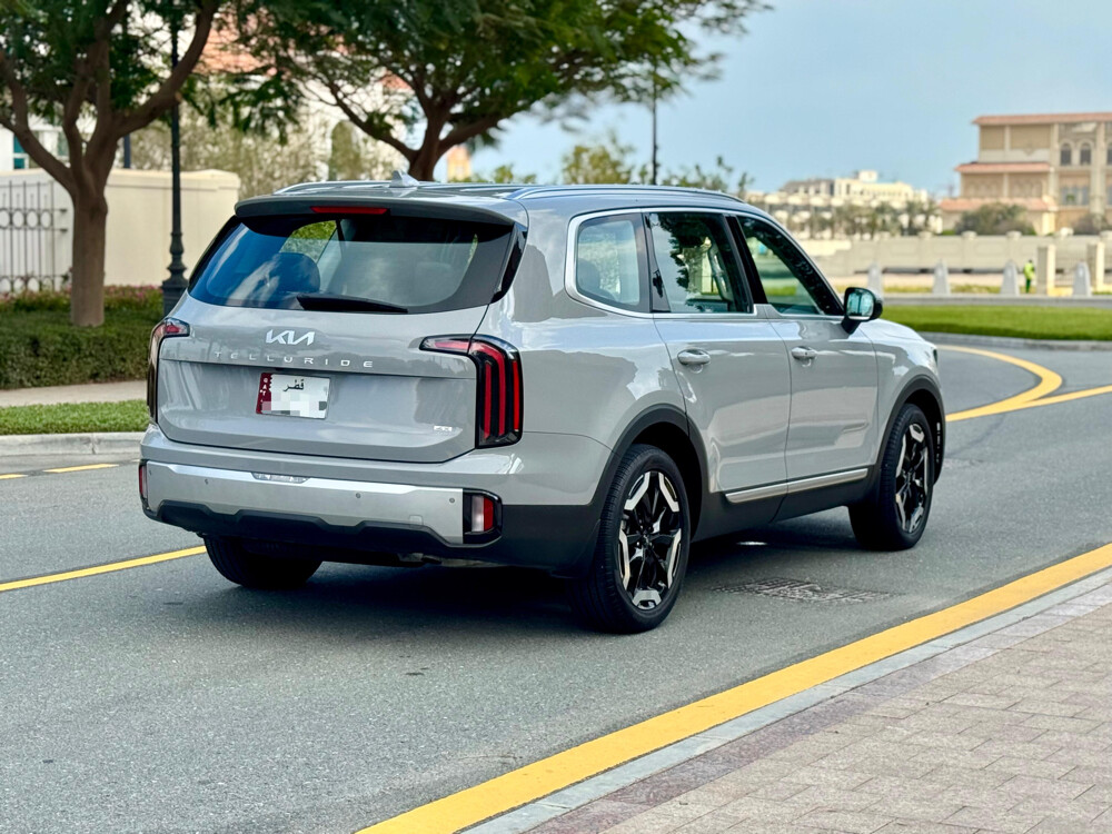 Kia Telluride 2024 original paint — photo 4 for sale in Qatar