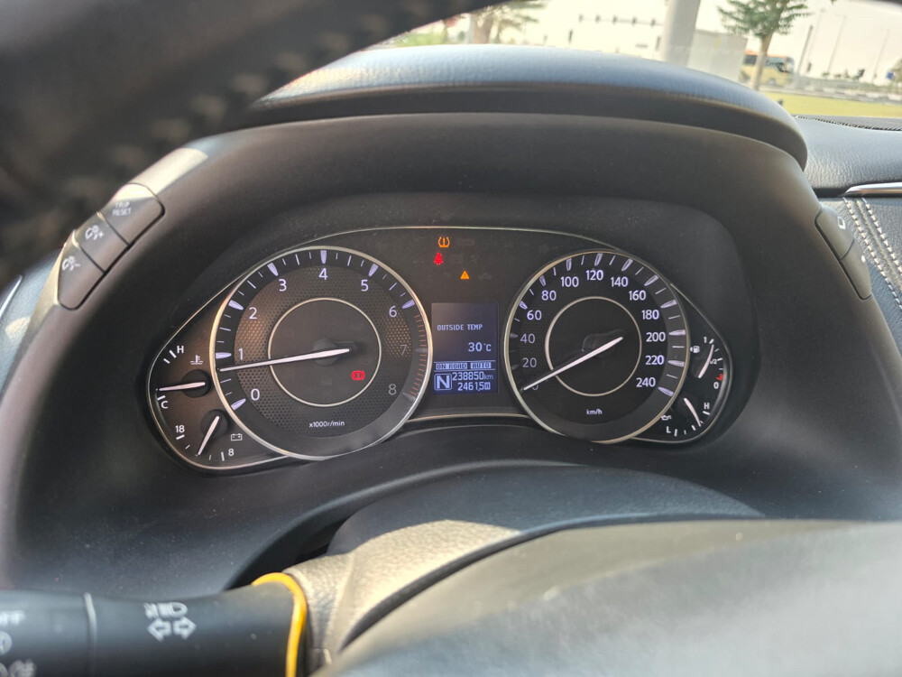 دورية نيسان - 8