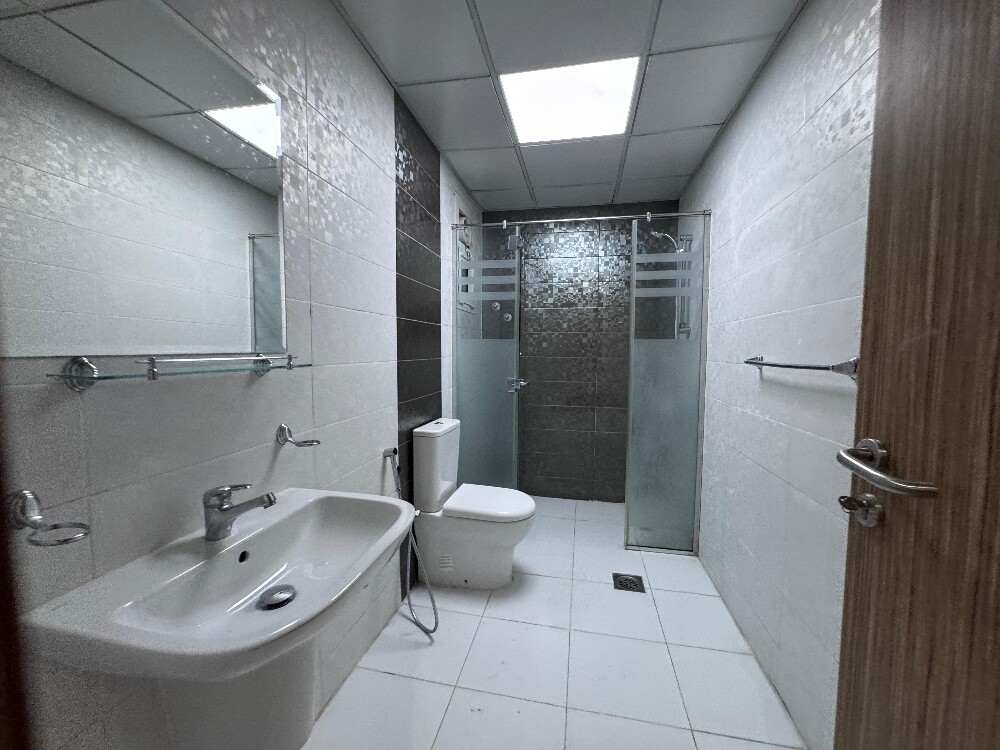 furnished 2 bhk flat all includin - 9