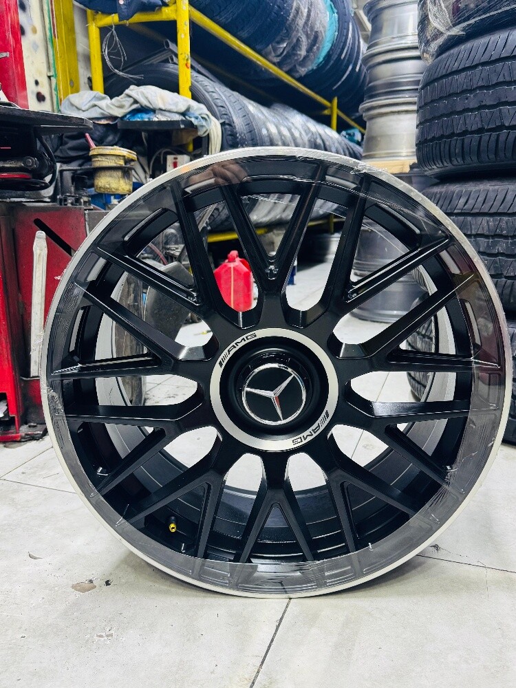 Mercedes Benz S 550 Rims 20" - 1