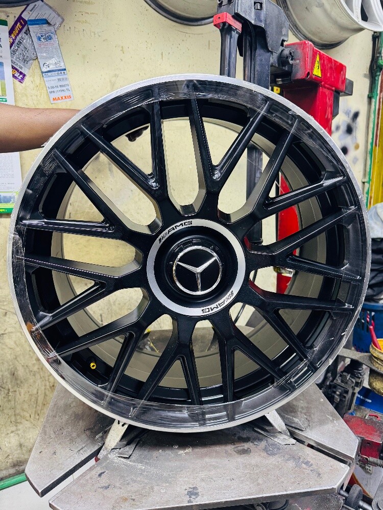 Mercedes Benz S 550 Rims 20" - 3