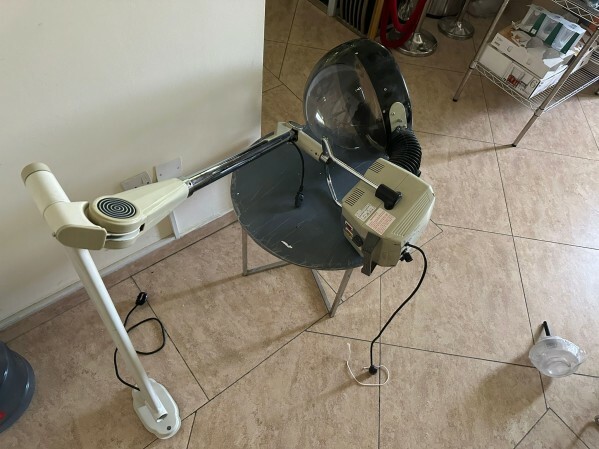 Hair Steamer with Wall Mounted St - 11