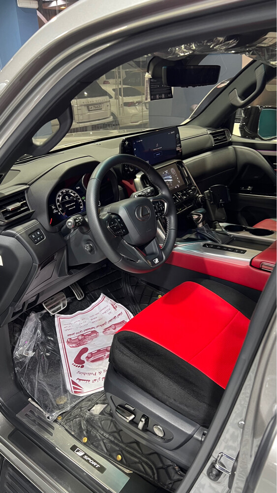 Lexus F Sport - 2024 — photo 3 for sale in Qatar