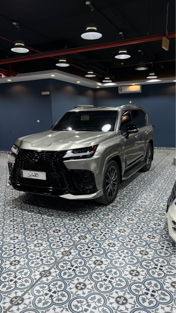 Lexus F Sport - 2024 — photo 1 for sale in Qatar