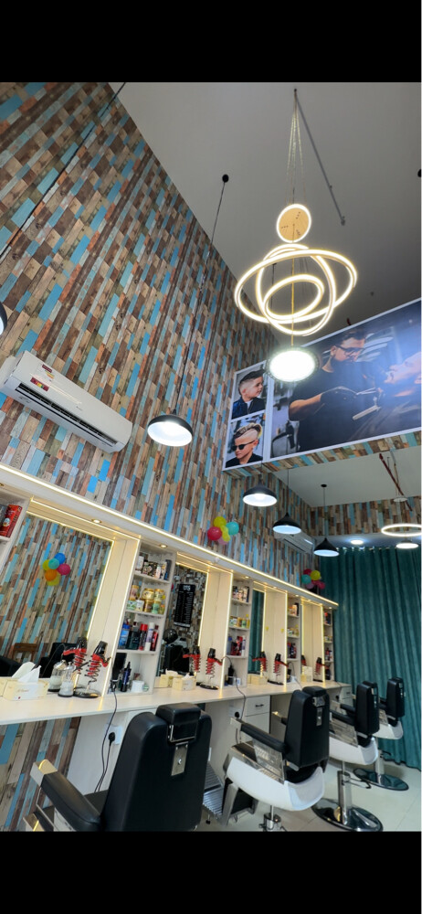 Mens Salon for Sale With CR/Staff - 7