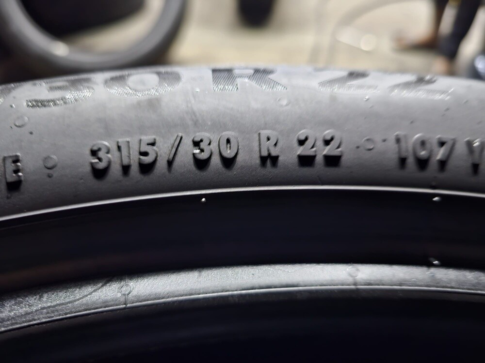 315-30-22,,,,Continental    brand - 5
