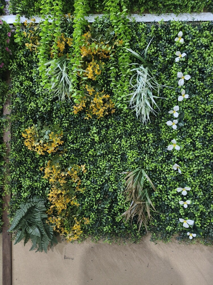 outdoor wall Degain with gass. - 17