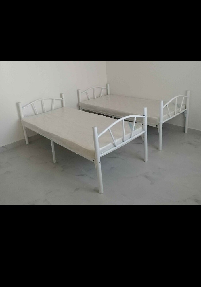Double bed, single bed available - 15