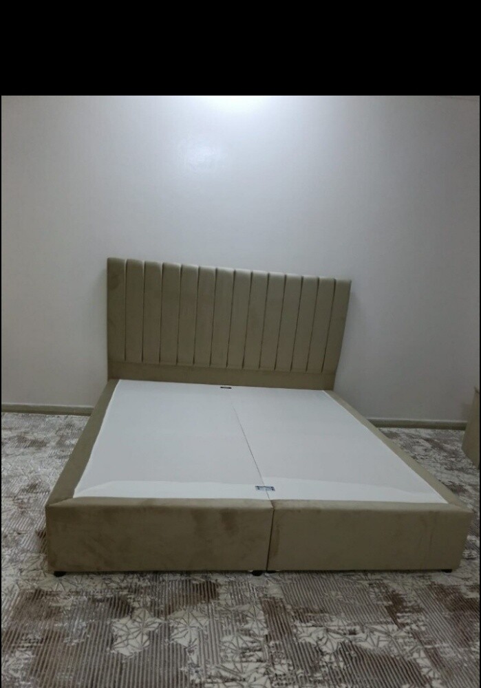 Double bed, single bed available - 11