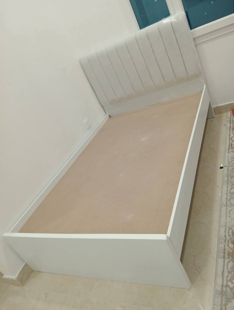 Double bed, single bed available - 4