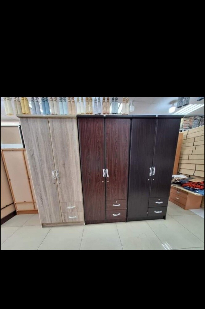 Double bed, single bed available - 24