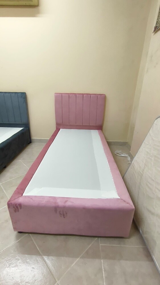 Double bed, single bed available - 5
