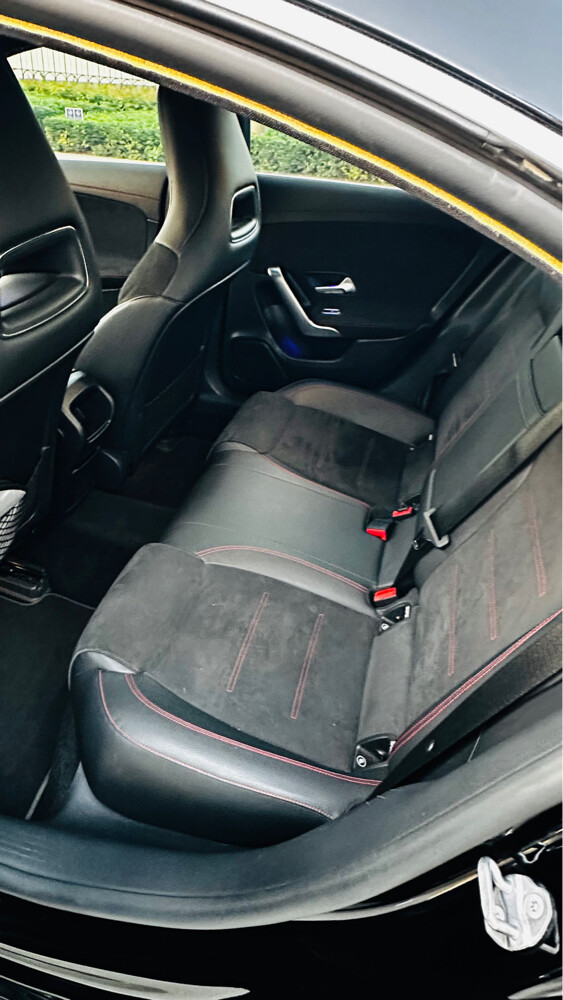 Mercedes-Benz CLA 250 AMG - 11