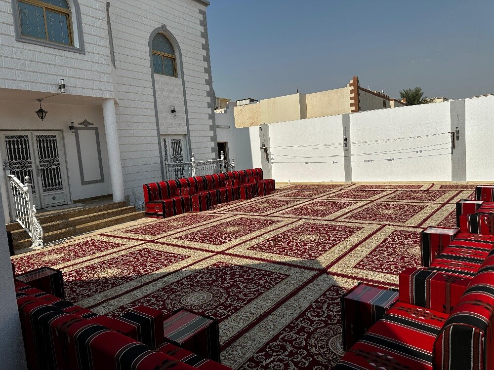 خيام للعزاء فى اى بى - 5