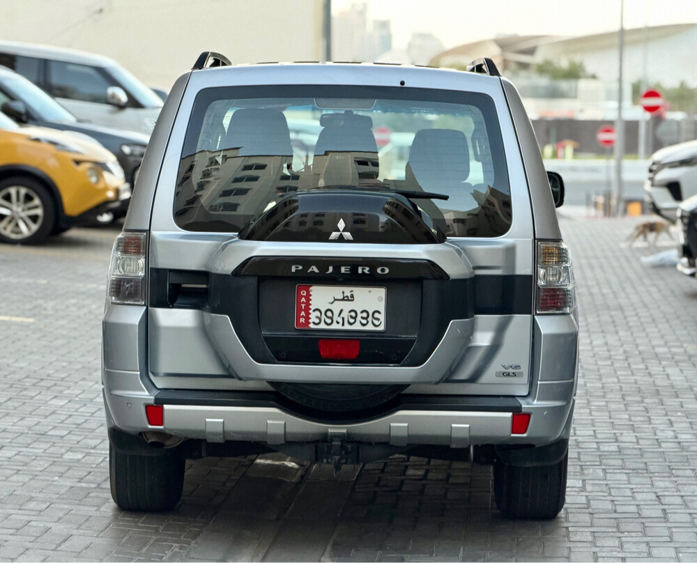 Pajero 2016 like new condition — photo 4 for sale in Qatar