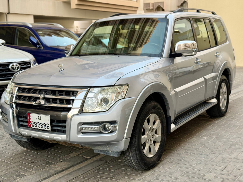 Pajero 2016 like new condition — photo 5 for sale in Qatar