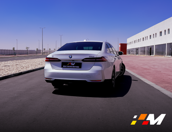 BMW 520i - 2024 — photo 3 for sale in Qatar