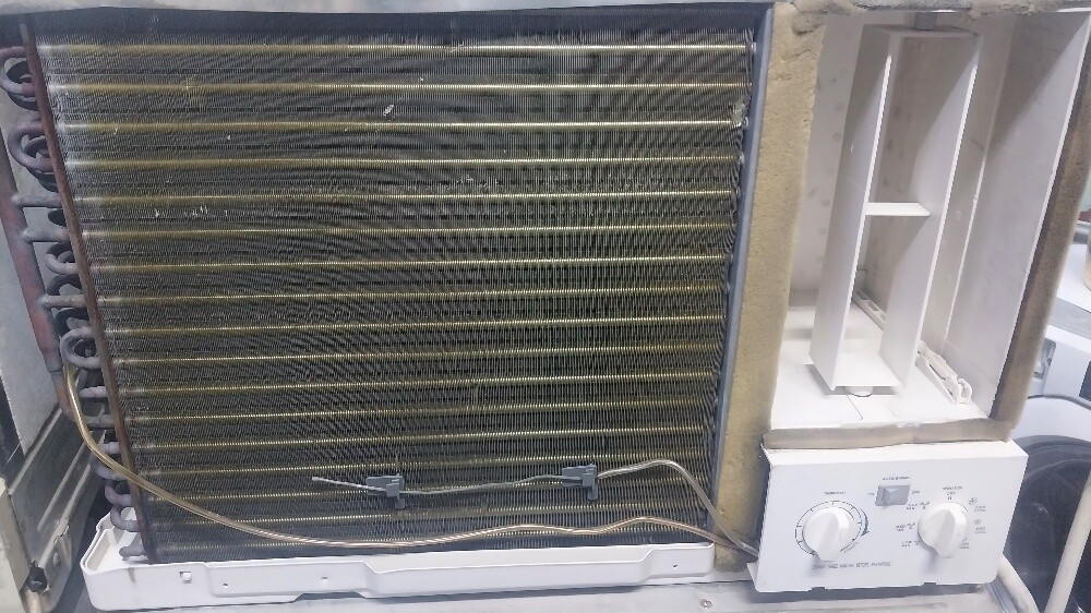 window ac sell with fixing. - 1