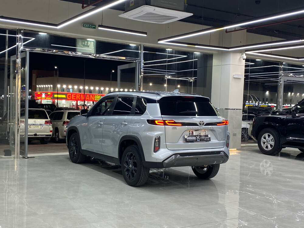2025 — photo 2 for sale in Qatar