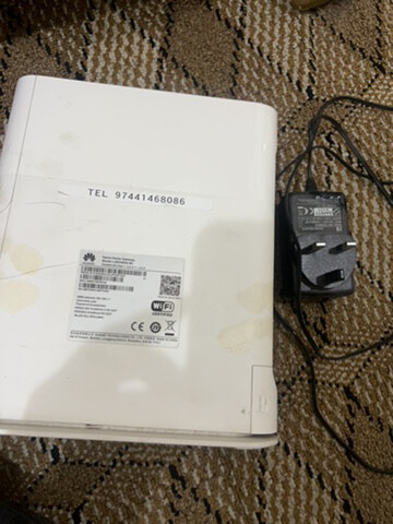 router with charger  - 1