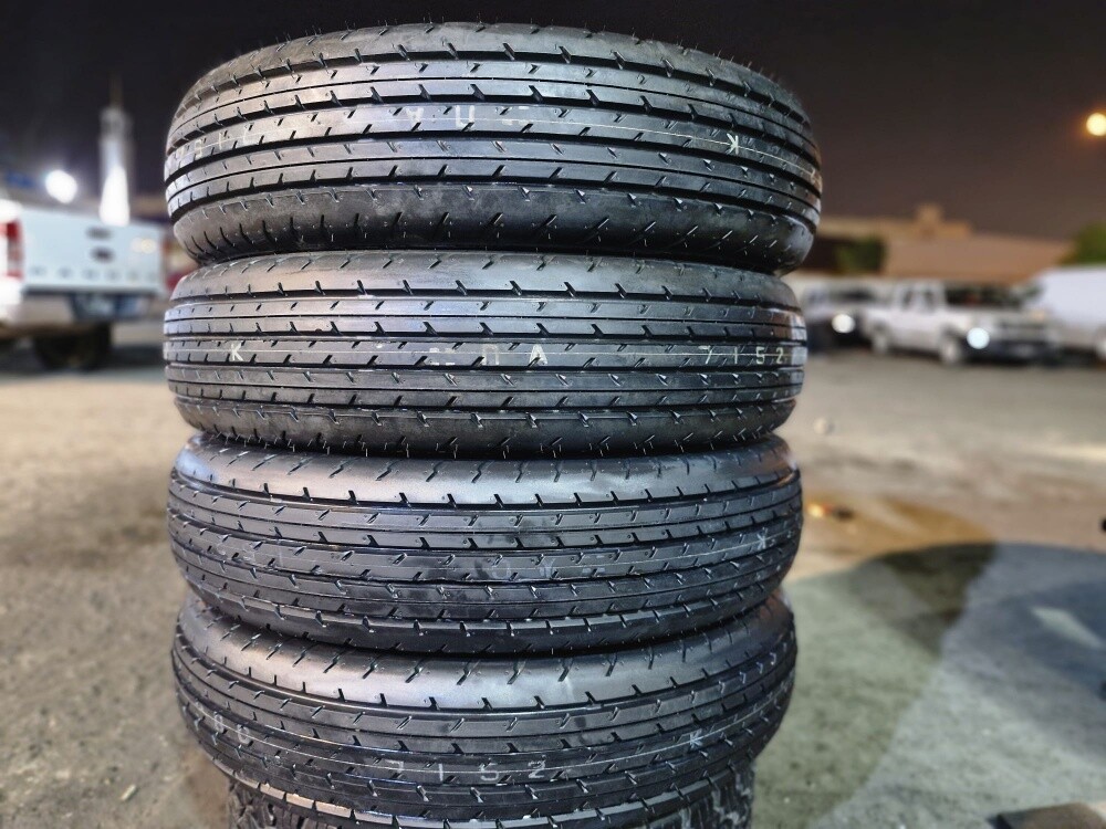 235/95/15"Dunlop tyre - 2
