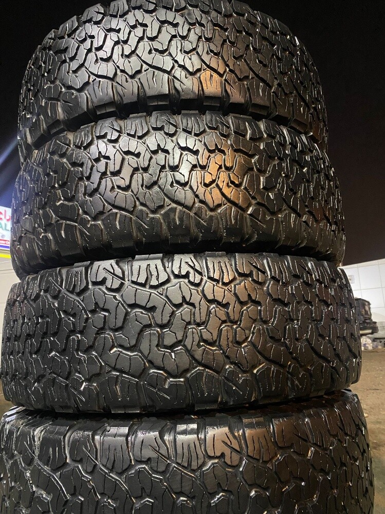 285/70/17" Bfgoodrich brand USA - 3