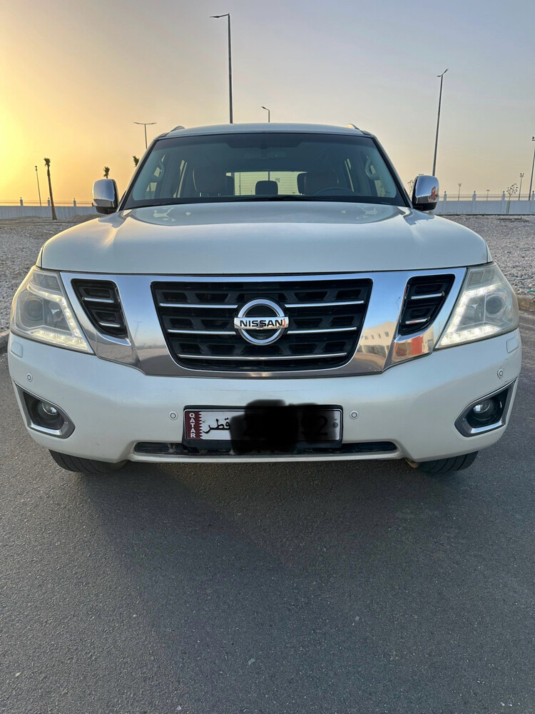 Nissan Patrol 2016 Platinum V8 — photo 1 for sale in Qatar
