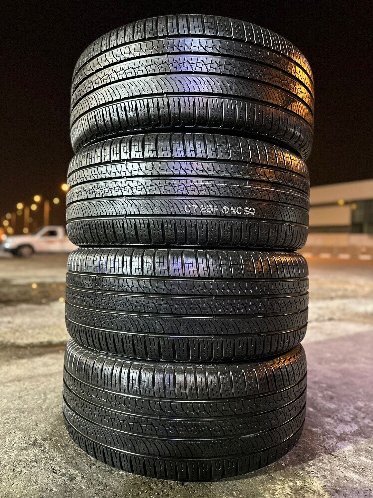 285/40/23 Pirelli, 2024 MF, 0 K.M - 10