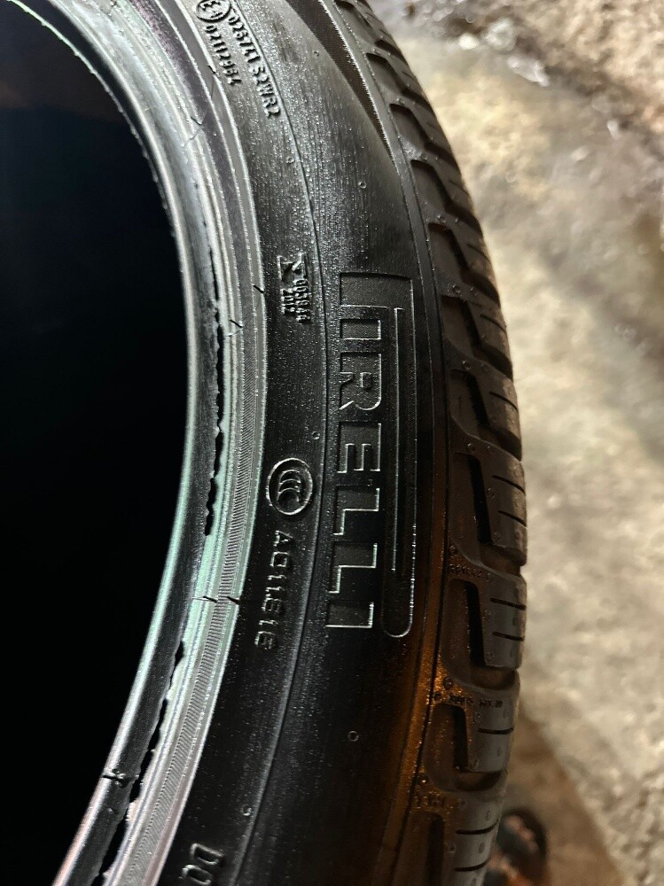 285/40/23 Pirelli, 2024 MF, 0 K.M - 3