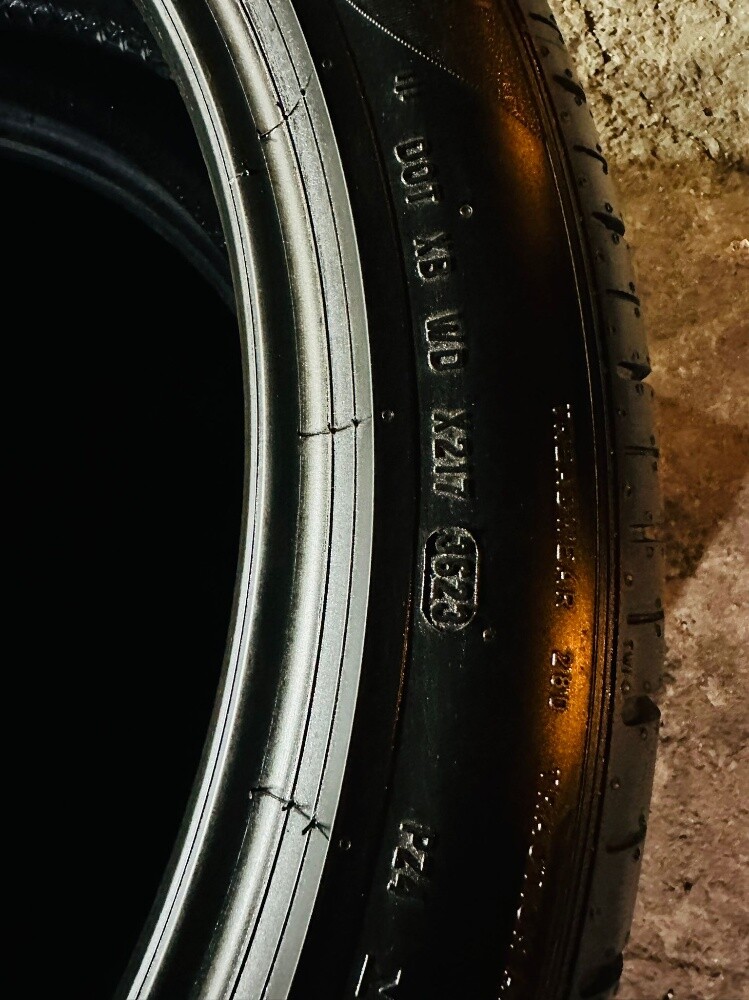 265/40/22 Front, 295/35/22 Back - 5